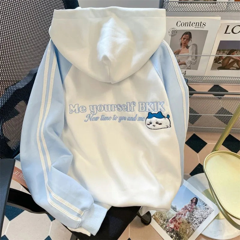 Anime Chiikawa Hachiware Hooded Jacket Cute Embroidery Sweatshirt Kawaii Lovely Sports Leisure Contrasting Colors Cartoon 2026