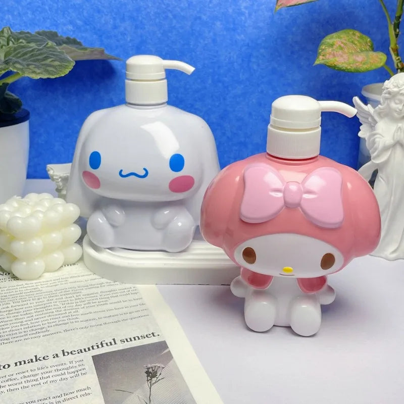 Cute Hello Kitty Figure Soap Dispensers Portable Travel Dispenser Empty Shower Gel Bottles Bathroom Anime Merchandise Decoration
